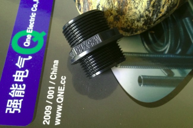 ����Ŵ�